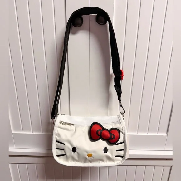LeSportsac Hello Kitty bag - Picture 1 of 4